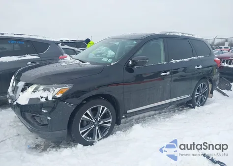 2019 Nissan Pathfinder Platinum z USA, uszkodzony, nr VIN 5N1DR2MM8KC634623